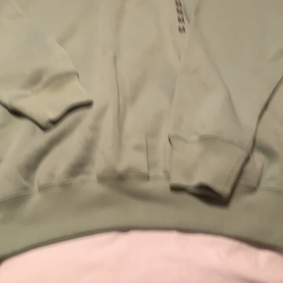 NWT Grandmas are the heart of it all sweat shirt sz M  green - Picture 5 of 8